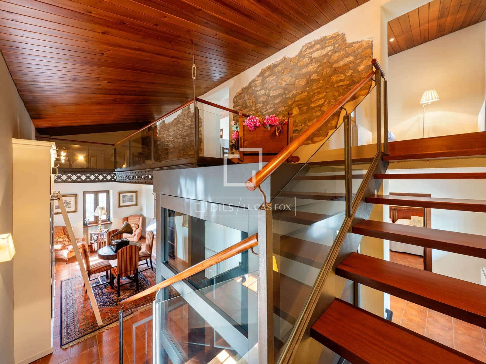 7 chambre Villa/Maison à vendre à El Catllar avec piscine garage - 750 000 € (Ref: 9782409)