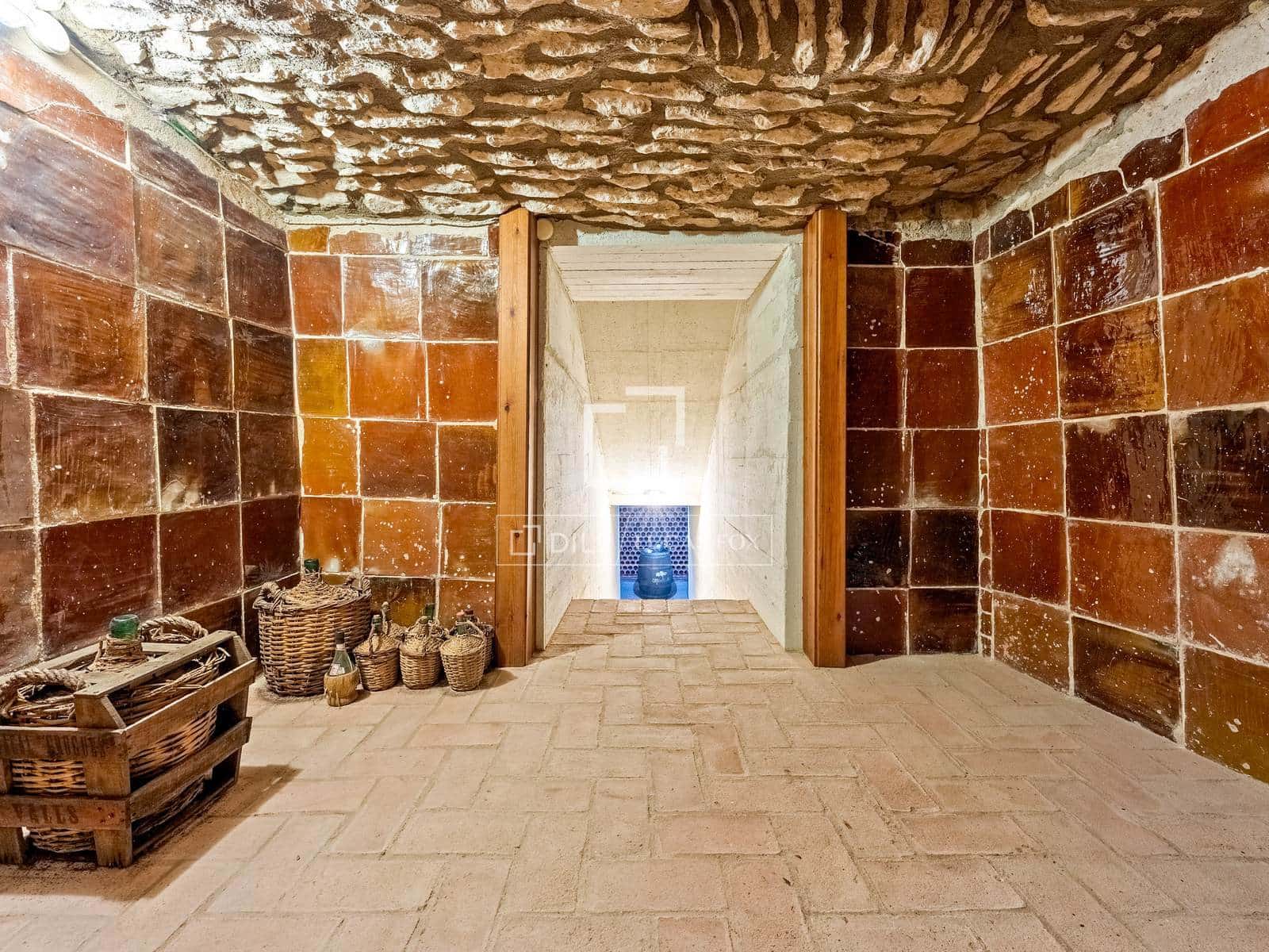 7 chambre Villa/Maison à vendre à El Catllar avec piscine garage - 750 000 € (Ref: 9782409)