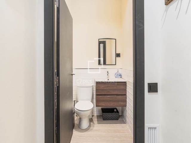 1 soverom Leilighet til salgs i Barcelona by - € 285 000 (Ref: 9782410)