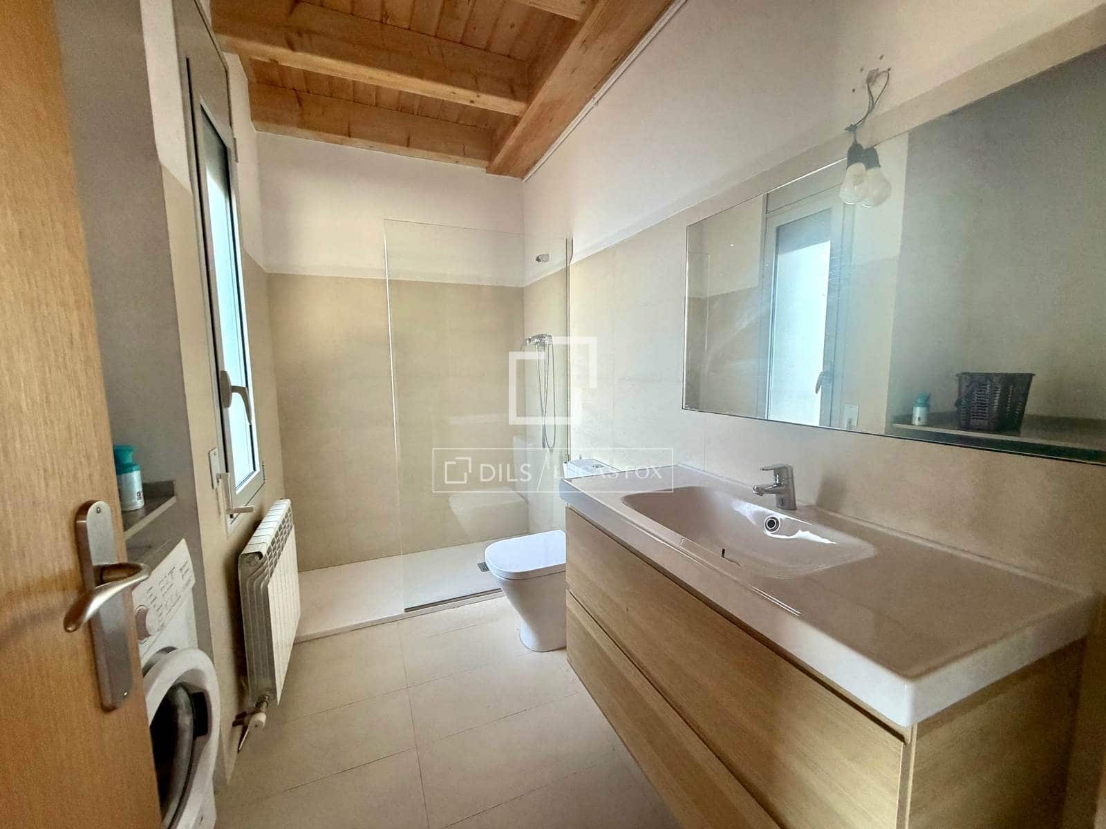 2 bedroom Apartment for sale in Alp with garage - € 390,000 (Ref: 9783428)