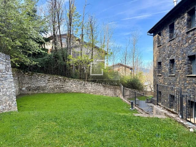 2 chambre Appartement à vendre à Alp avec garage - 390 000 € (Ref: 9783428)