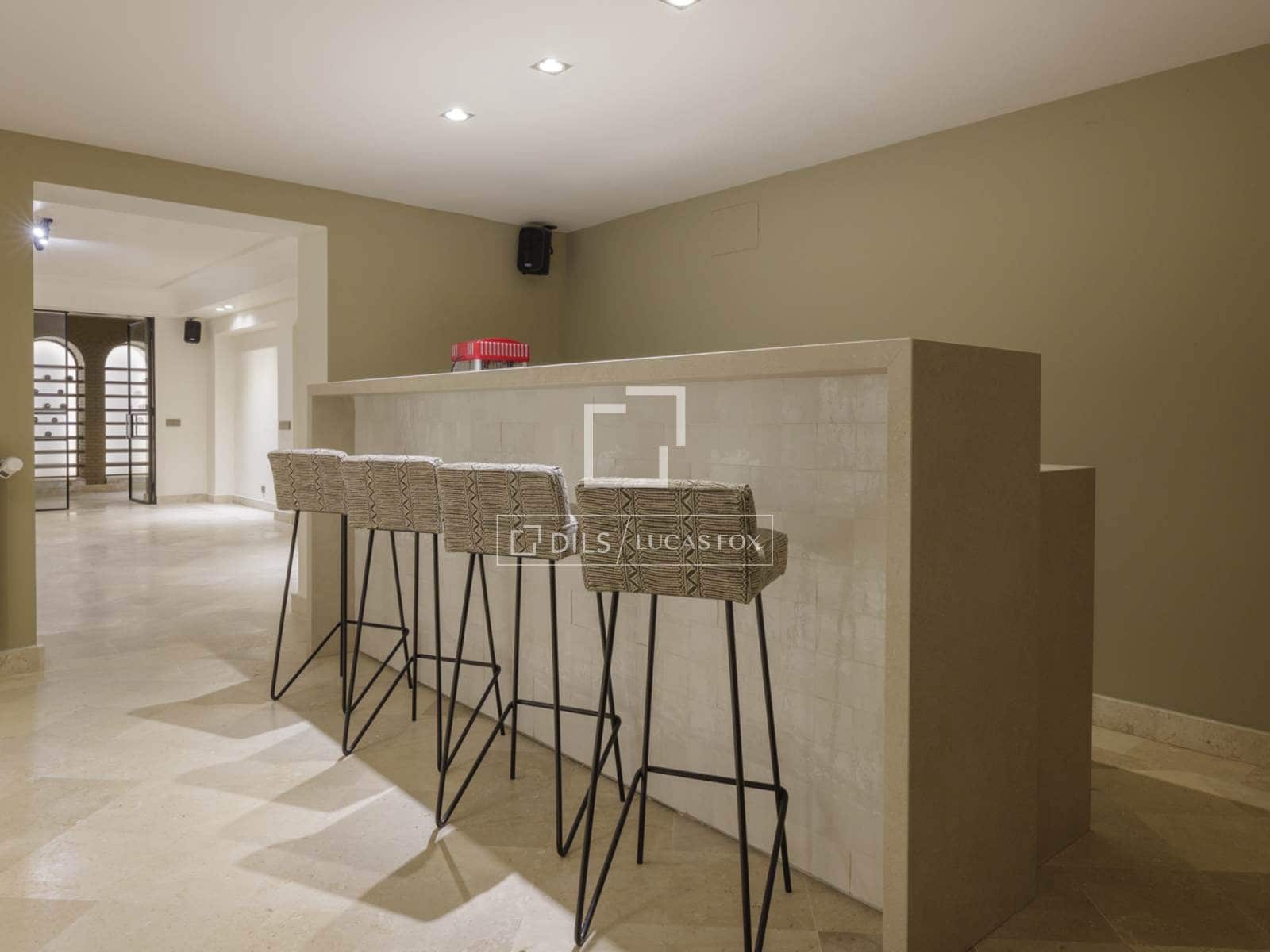 6 bedroom Villa for sale in Pozuelo de Alarcon with pool garage - € 6,950,000 (Ref: 9783458)