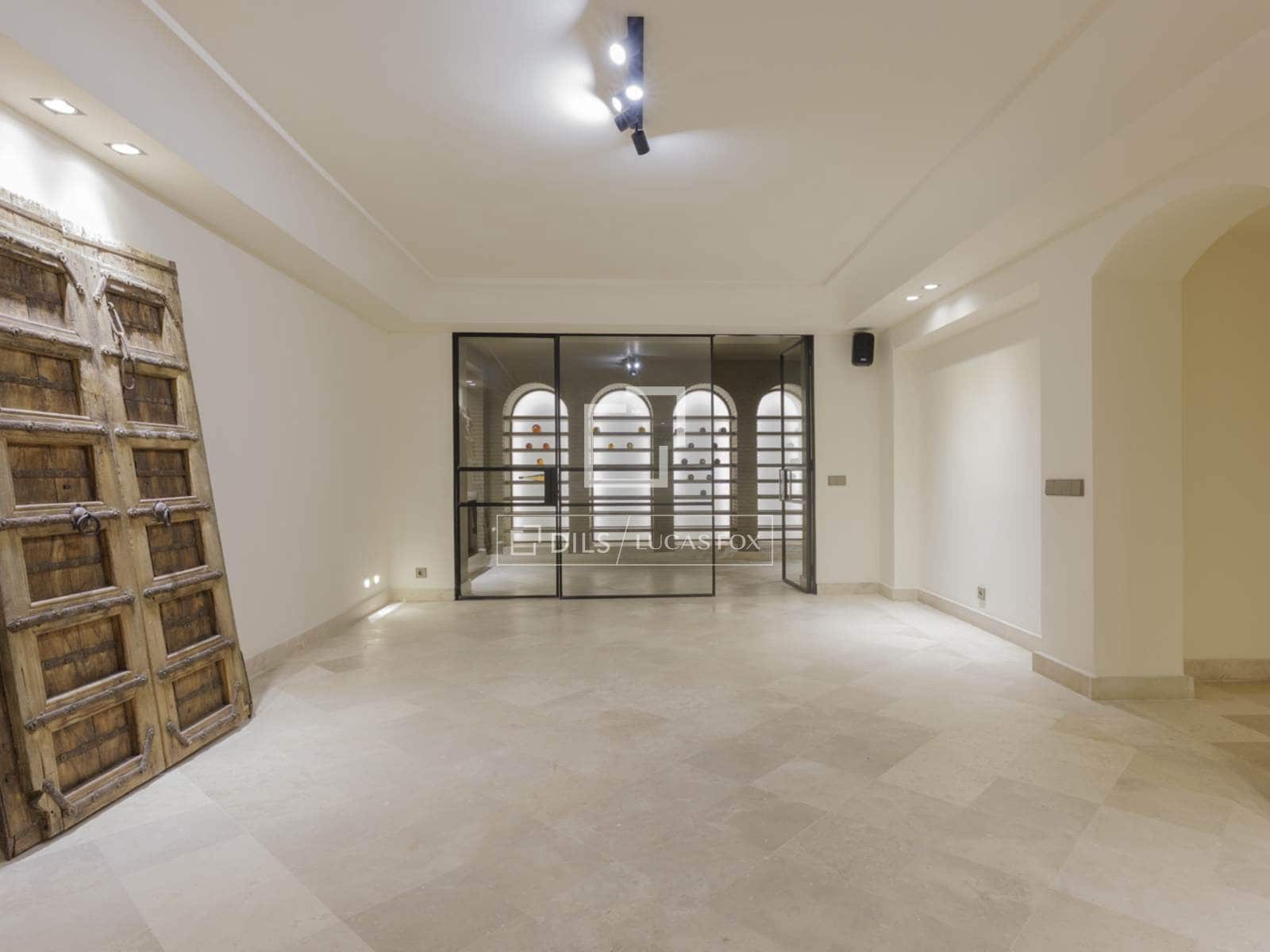 6 bedroom Villa for sale in Pozuelo de Alarcon with pool garage - € 6,950,000 (Ref: 9783458)