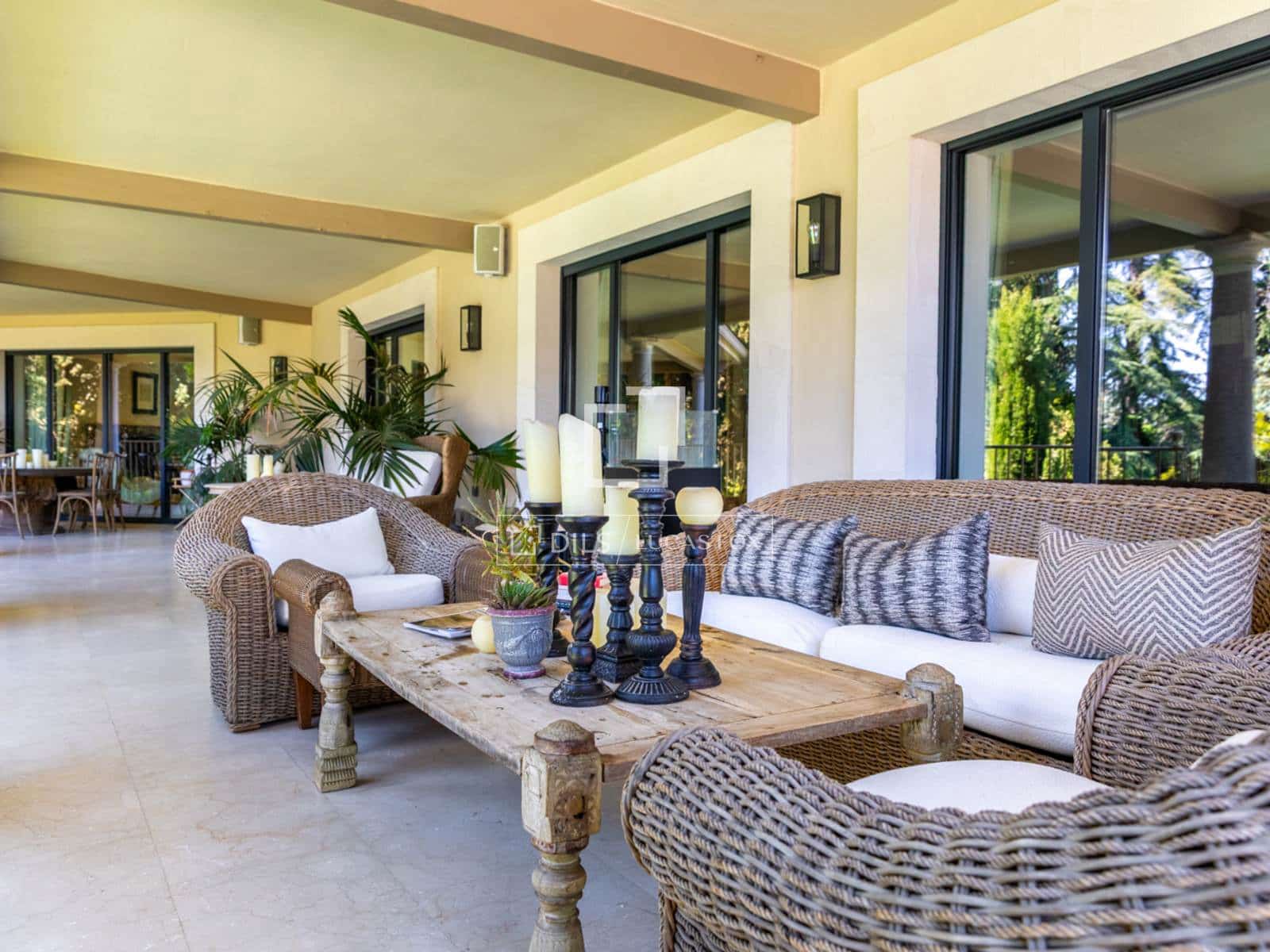 6 bedroom Villa for sale in Pozuelo de Alarcon with pool garage - € 6,950,000 (Ref: 9783458)