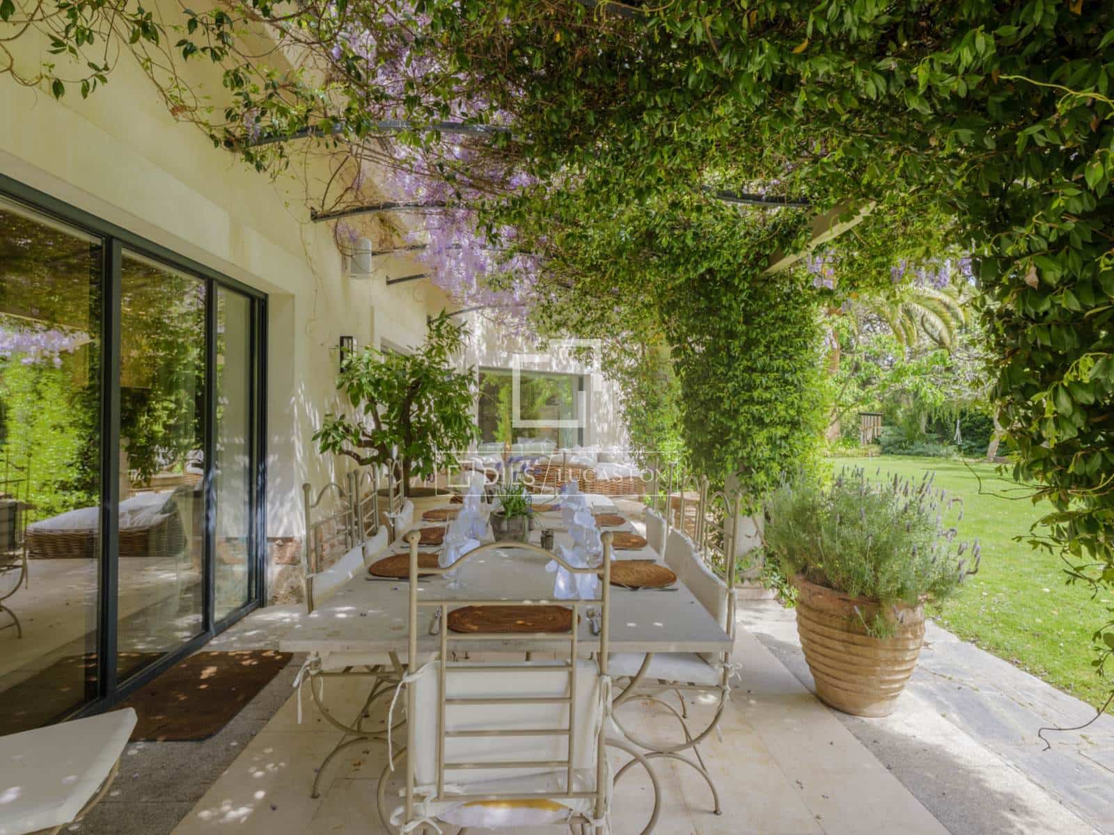 6 bedroom Villa for sale in Pozuelo de Alarcon with pool garage - € 6,950,000 (Ref: 9783458)