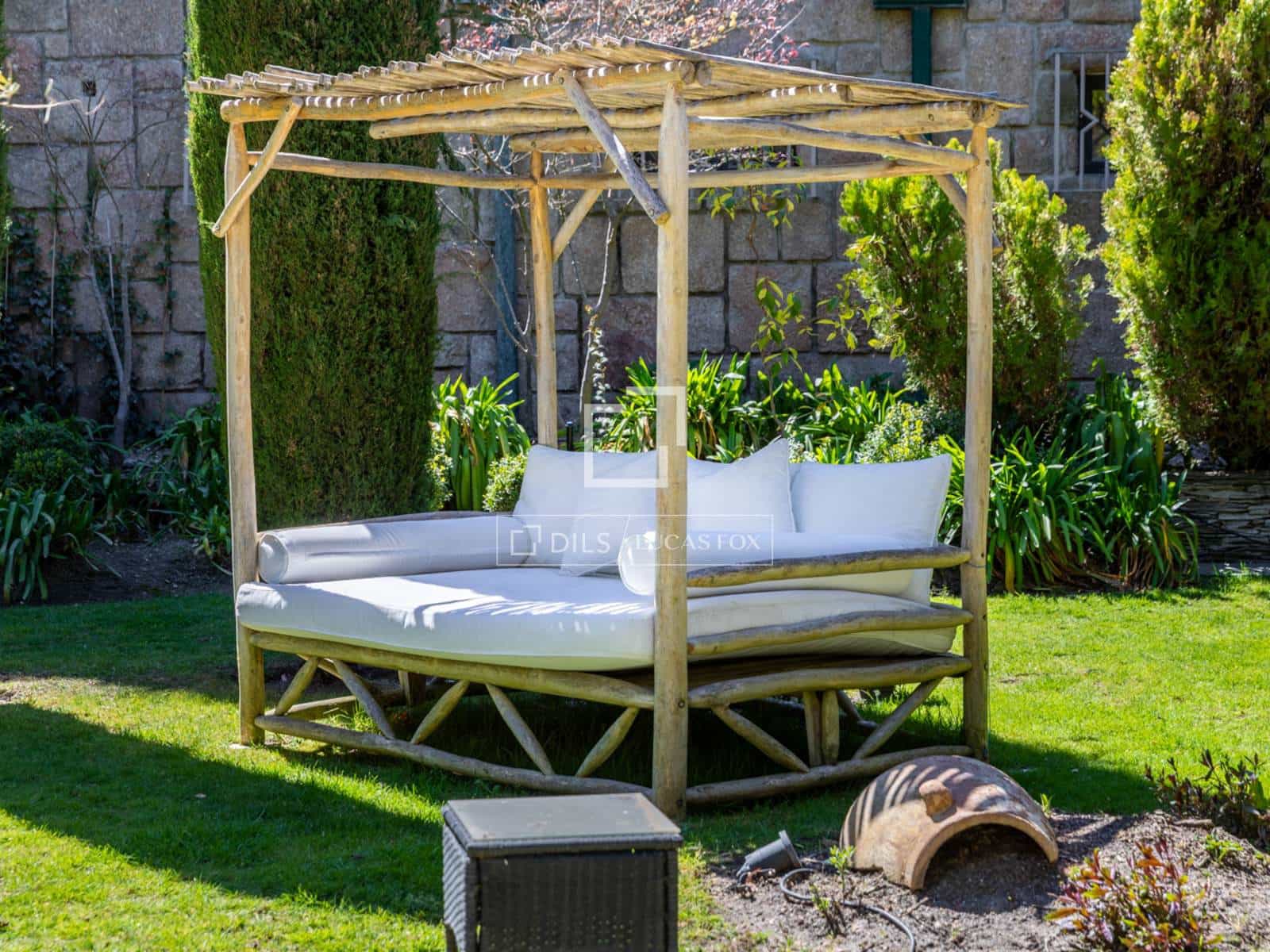 6 bedroom Villa for sale in Pozuelo de Alarcon with pool garage - € 6,950,000 (Ref: 9783458)