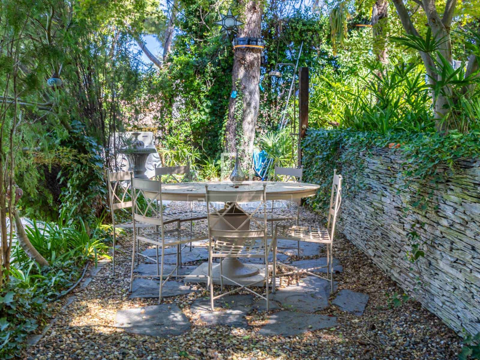 6 bedroom Villa for sale in Pozuelo de Alarcon with pool garage - € 6,950,000 (Ref: 9783458)