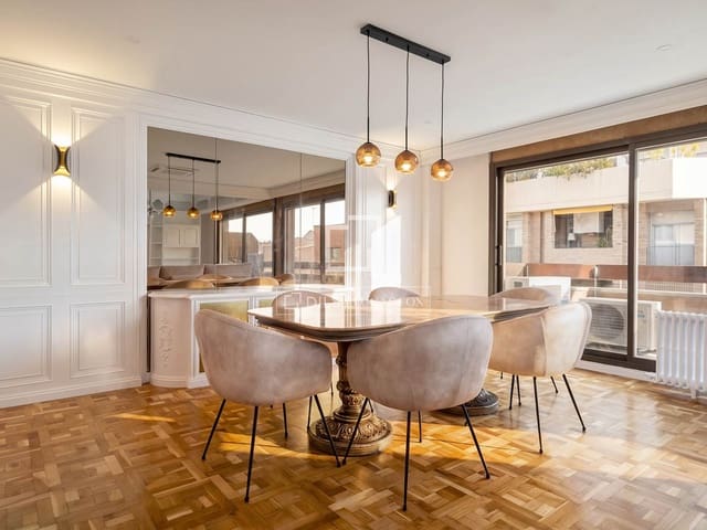 4 Zimmer Apartment zu vermieten in Barcelona Stadt mit Garage - 4.600 € (Ref: 9787548)