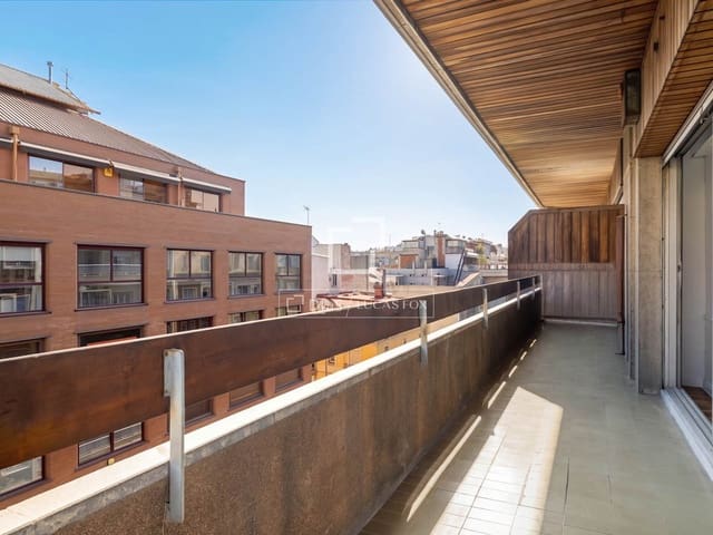 4 Zimmer Apartment zu vermieten in Barcelona Stadt mit Garage - 4.600 € (Ref: 9787548)