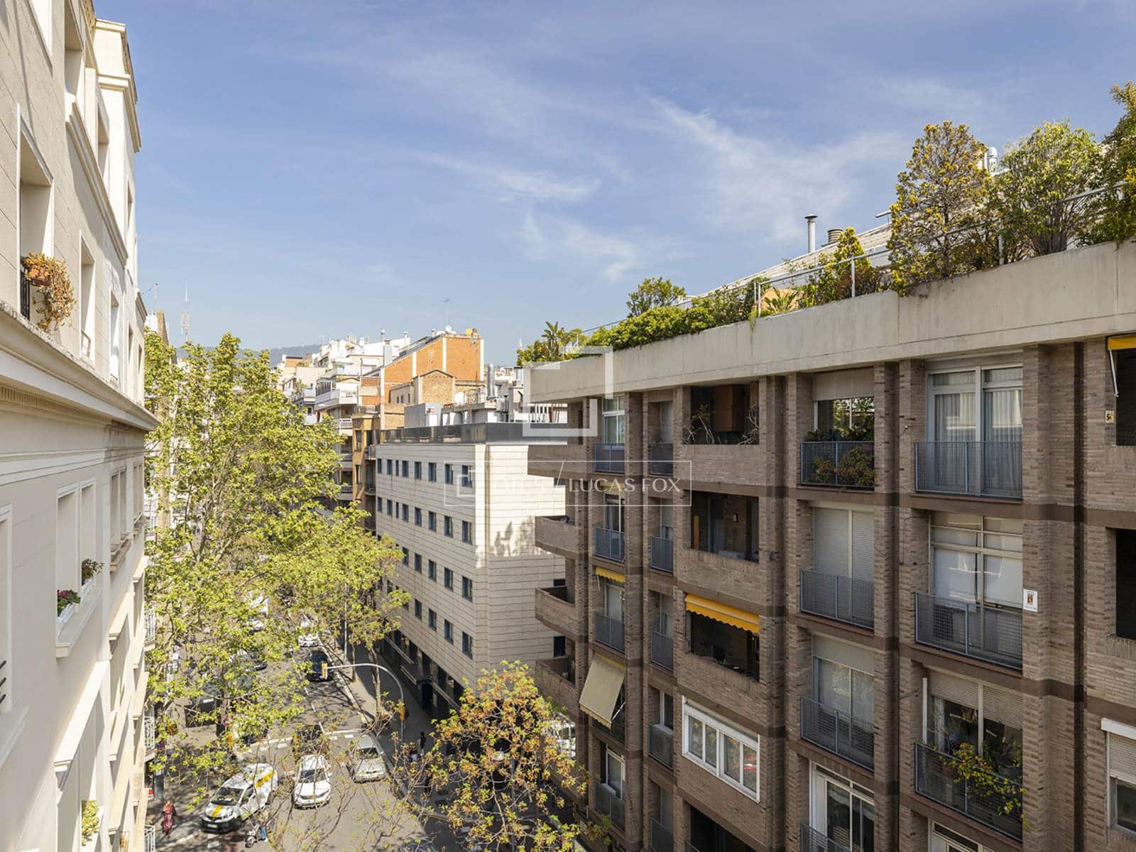 4 soveværelse Lejlighed til leje i Barcelona by med garage - € 4.600 (Ref: 9787548)