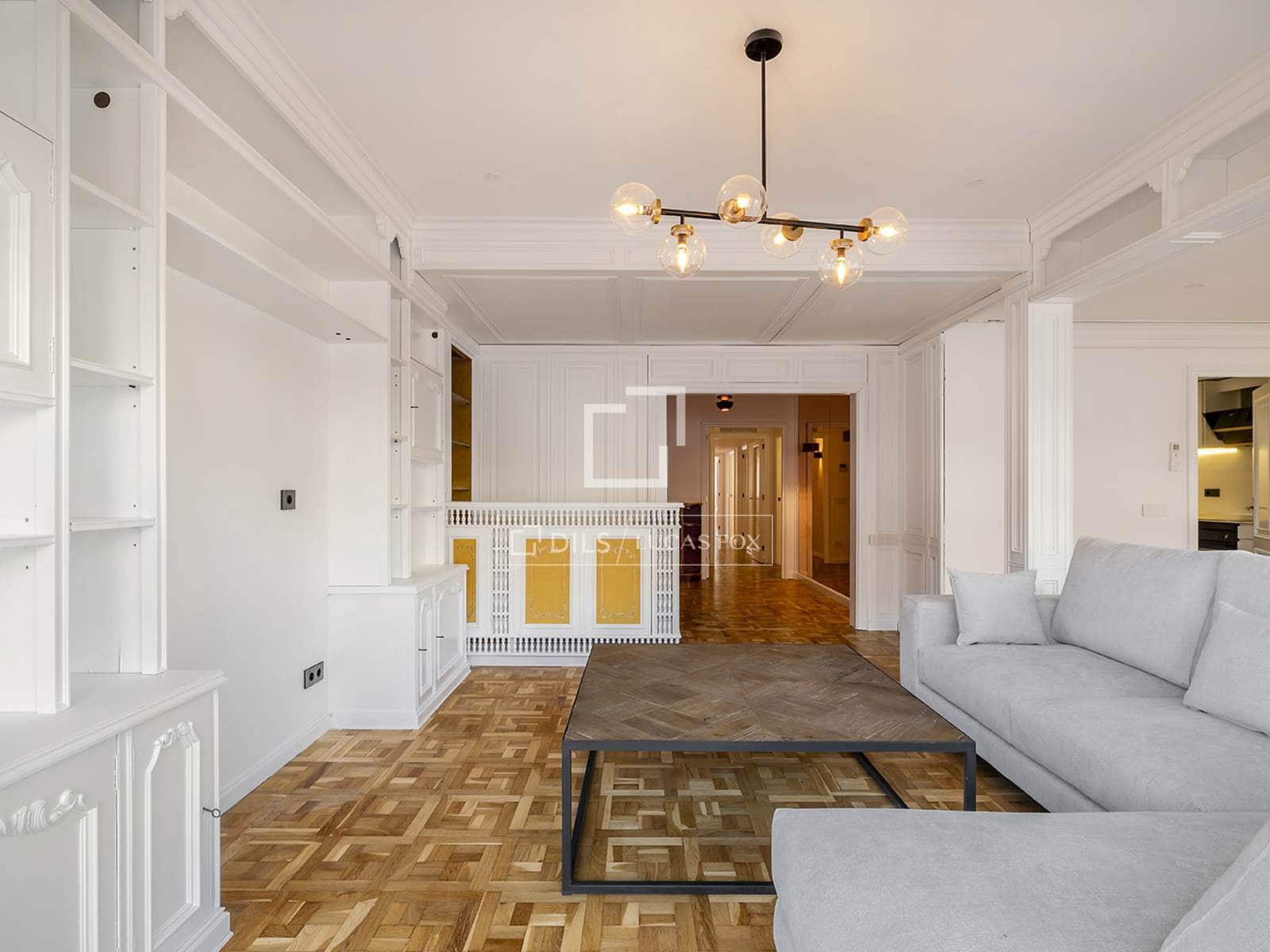 4 soveværelse Lejlighed til leje i Barcelona by med garage - € 4.600 (Ref: 9787548)