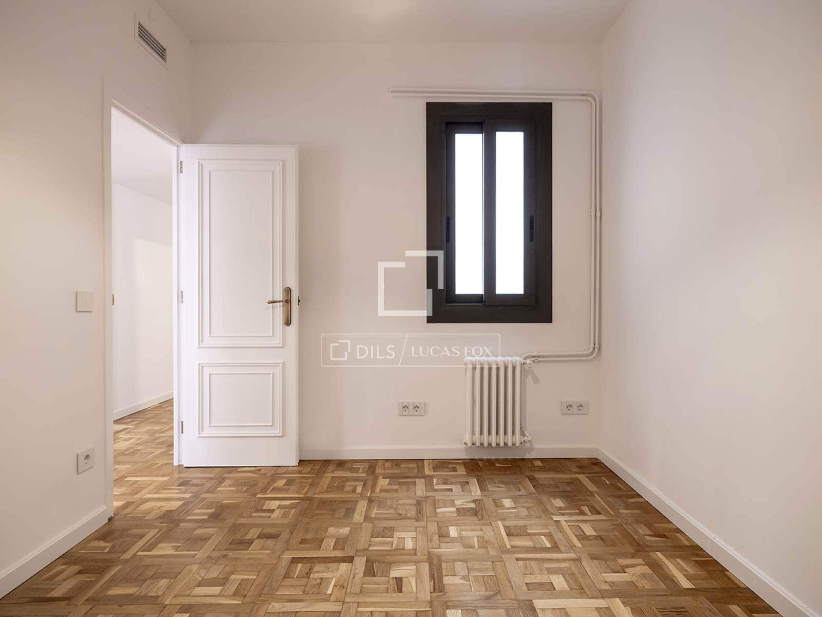 4 soveværelse Lejlighed til leje i Barcelona by med garage - € 4.600 (Ref: 9787548)