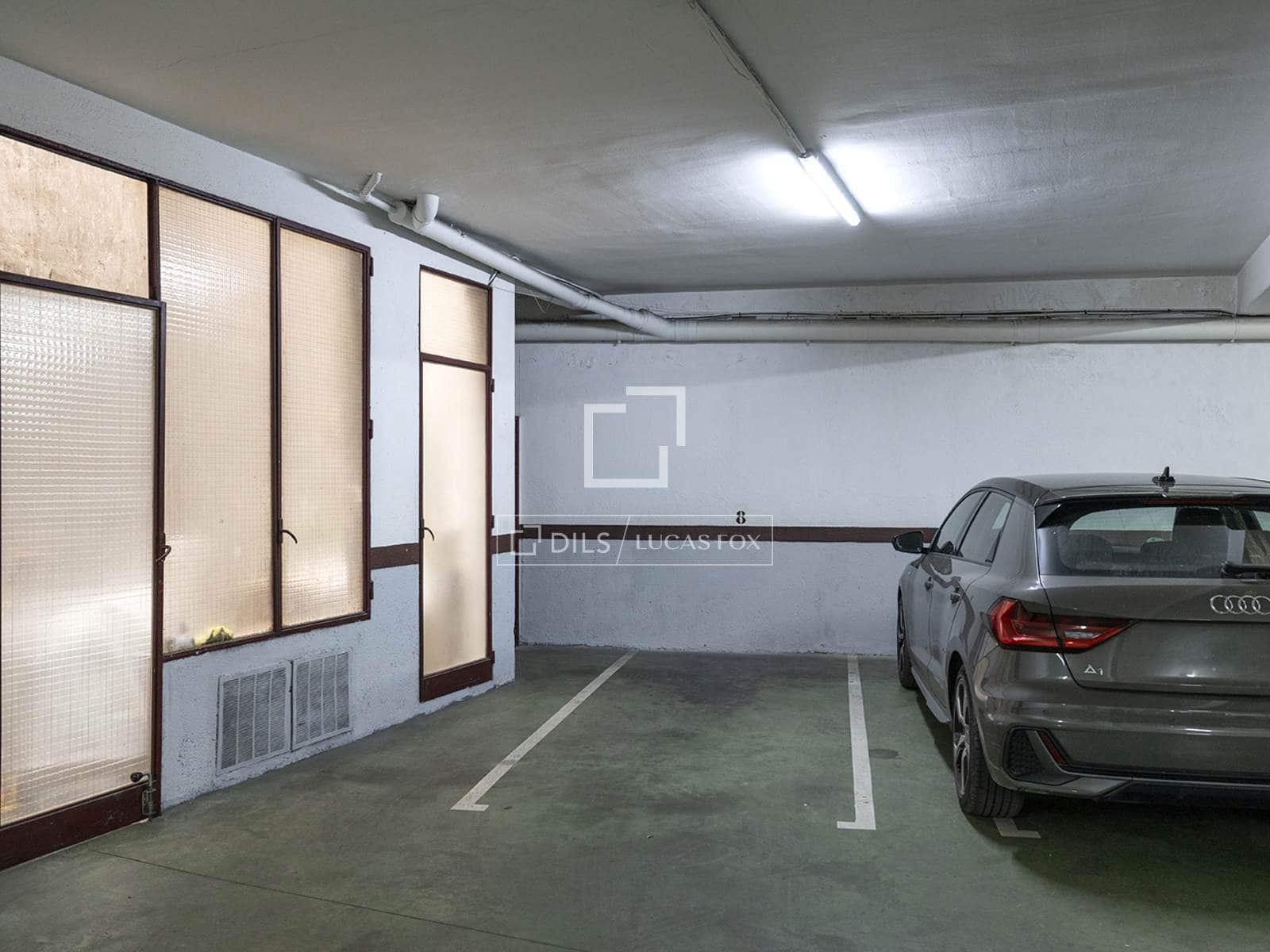 4 soveværelse Lejlighed til leje i Barcelona by med garage - € 4.600 (Ref: 9787548)