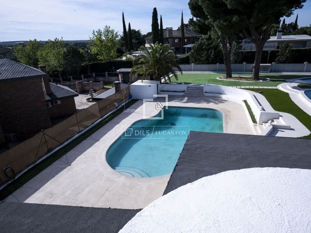 9 soveværelse Villa til leje i Madrid by med swimmingpool garage - € 9.200 (Ref: 9787549)