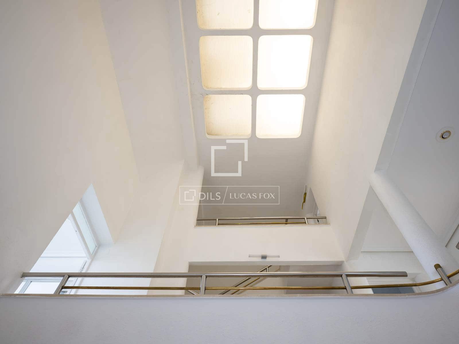 9 makuuhuone Huvila vuokrattavana paikassa Madrid kaupunki mukana uima-altaan 
autotalli - 9 200 € (Ref: 9787549)