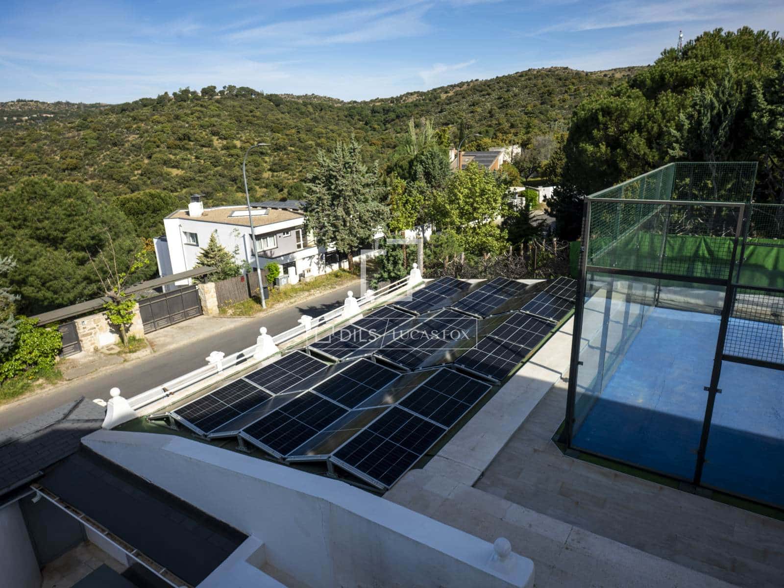 9 makuuhuone Huvila vuokrattavana paikassa Madrid kaupunki mukana uima-altaan 
autotalli - 9 200 € (Ref: 9787549)