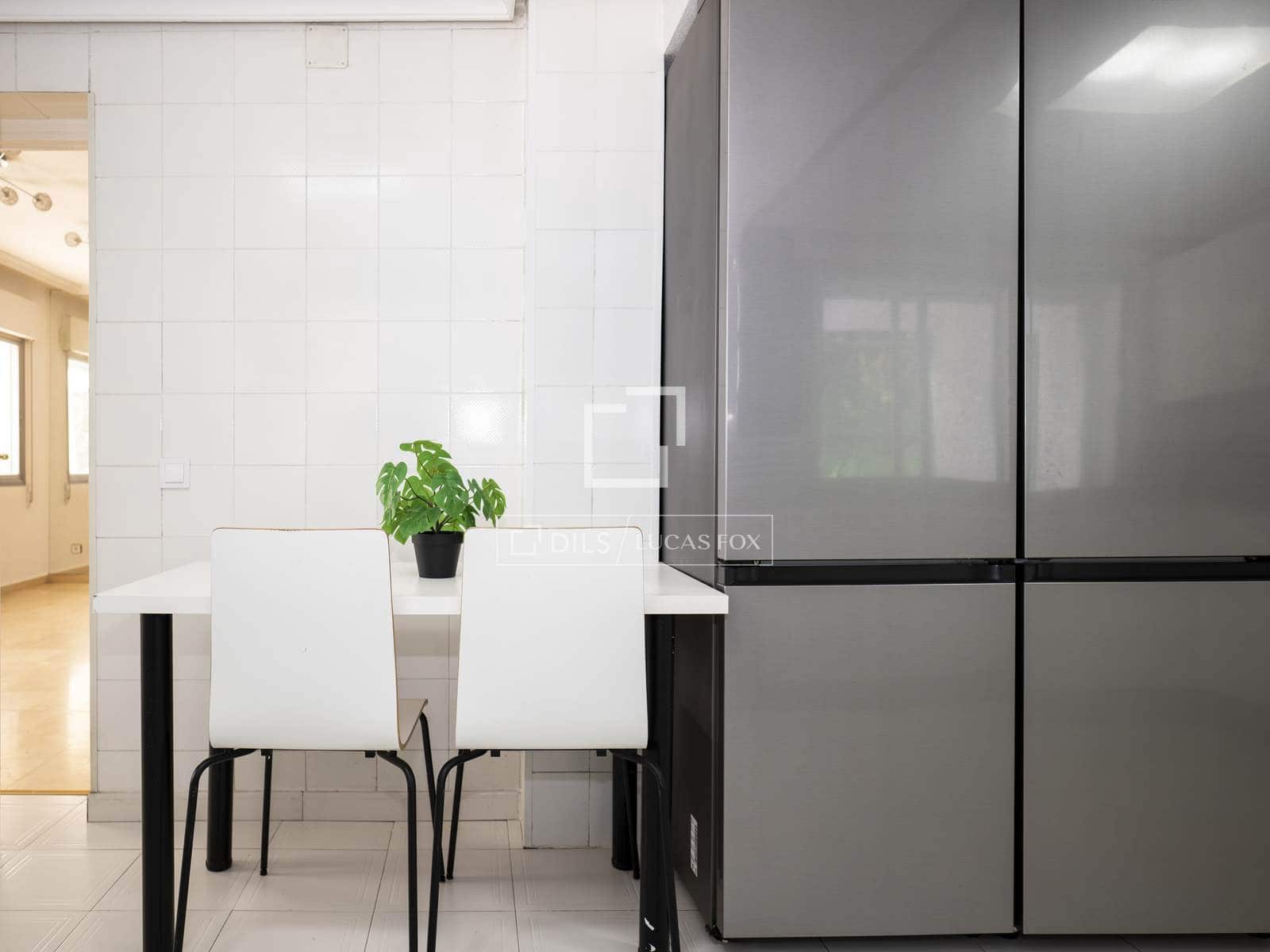 9 makuuhuone Huvila vuokrattavana paikassa Madrid kaupunki mukana uima-altaan 
autotalli - 9 200 € (Ref: 9787549)