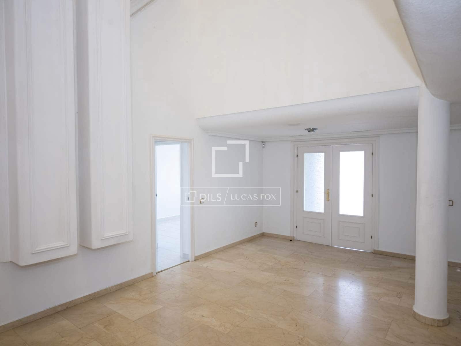 9 makuuhuone Huvila vuokrattavana paikassa Madrid kaupunki mukana uima-altaan 
autotalli - 9 200 € (Ref: 9787549)