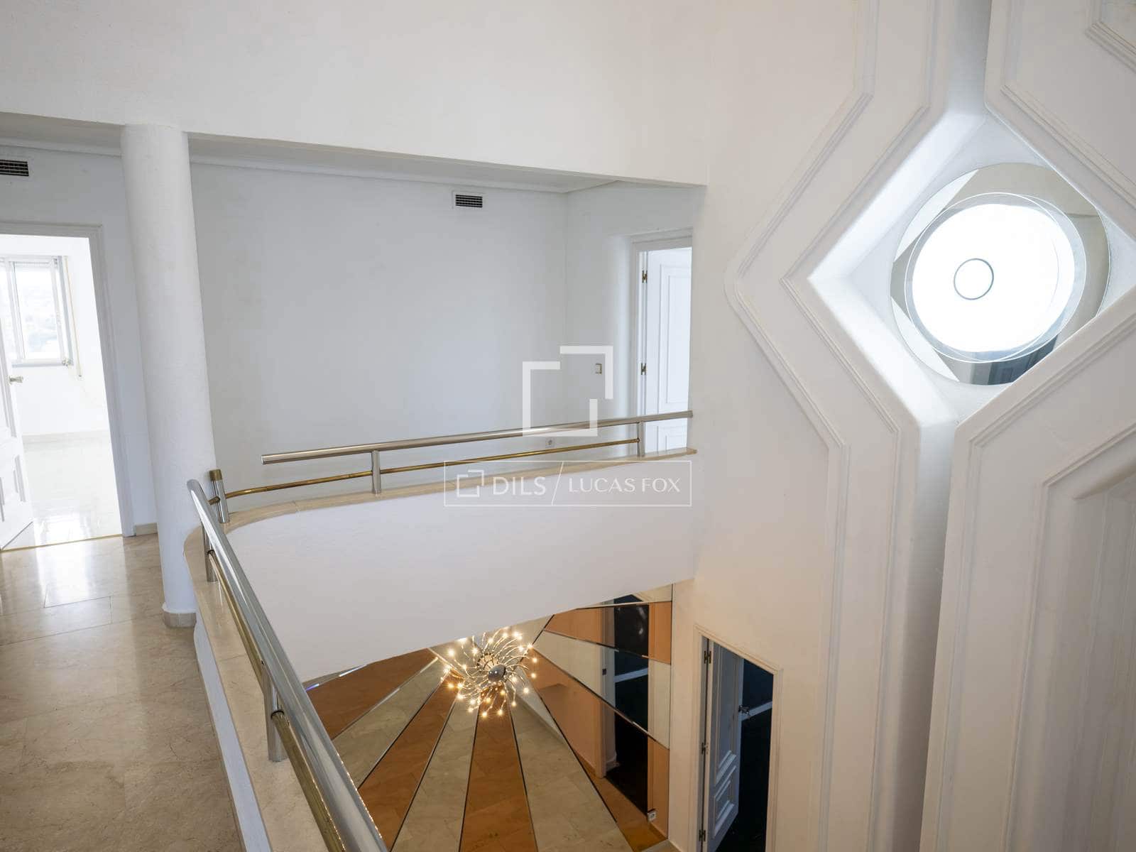 9 makuuhuone Huvila vuokrattavana paikassa Madrid kaupunki mukana uima-altaan 
autotalli - 9 200 € (Ref: 9787549)