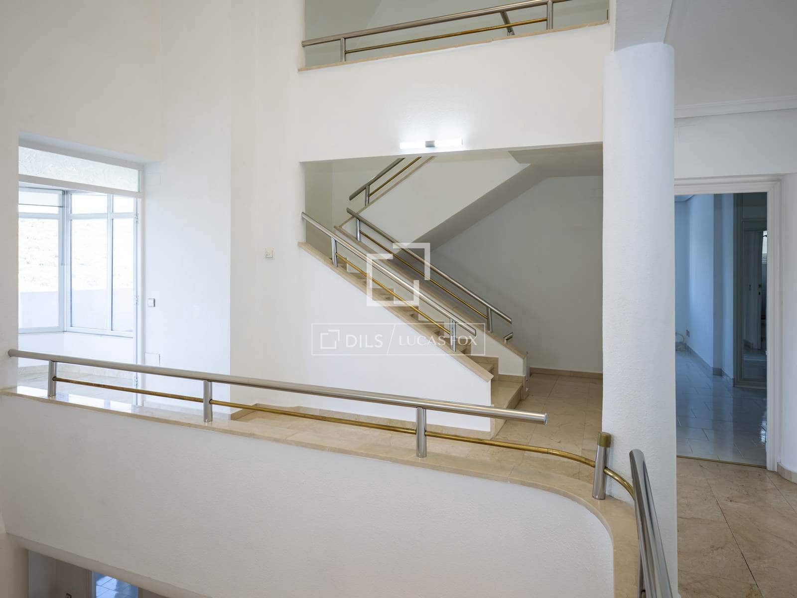 9 makuuhuone Huvila vuokrattavana paikassa Madrid kaupunki mukana uima-altaan 
autotalli - 9 200 € (Ref: 9787549)