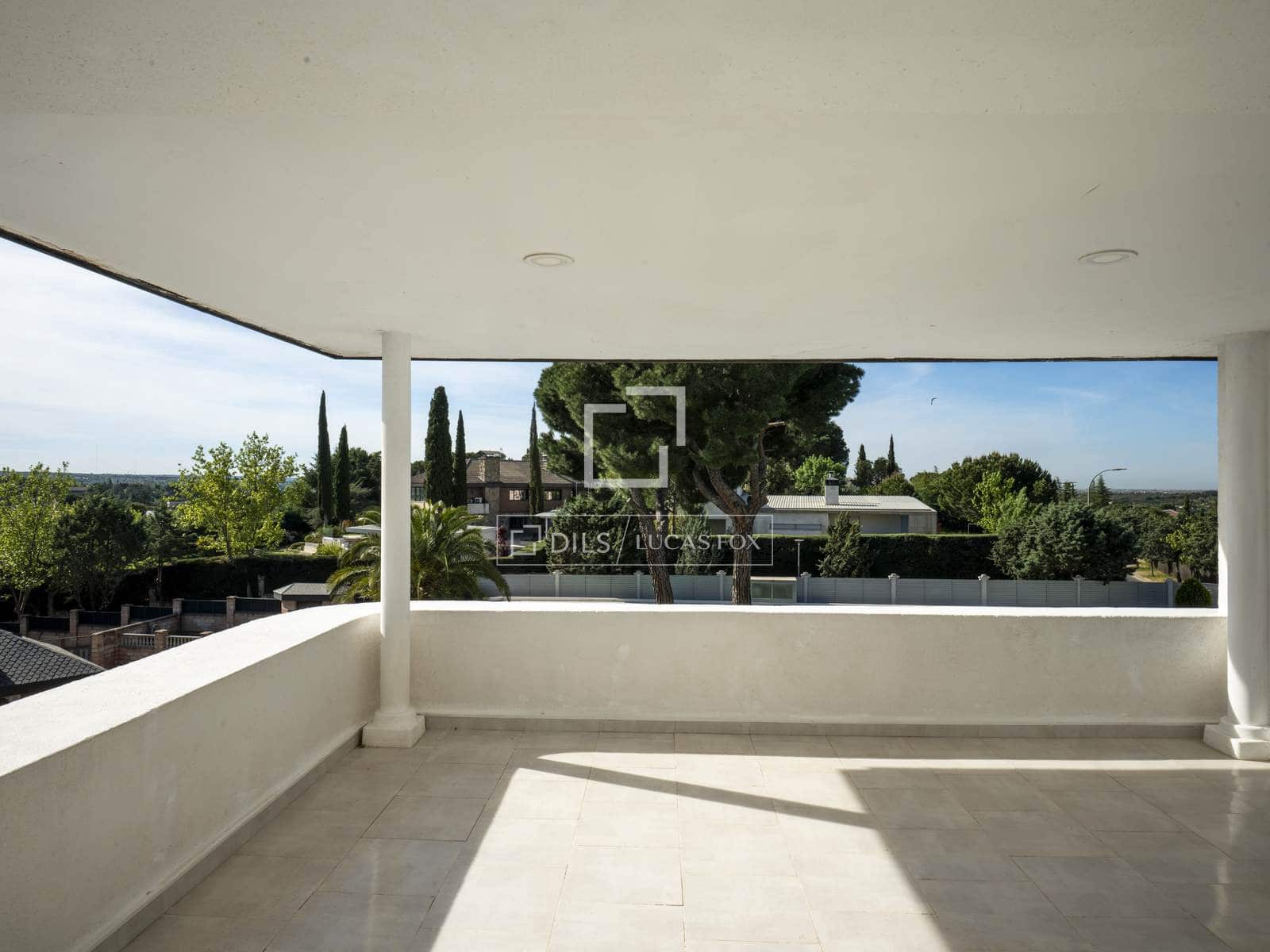 9 makuuhuone Huvila vuokrattavana paikassa Madrid kaupunki mukana uima-altaan 
autotalli - 9 200 € (Ref: 9787549)