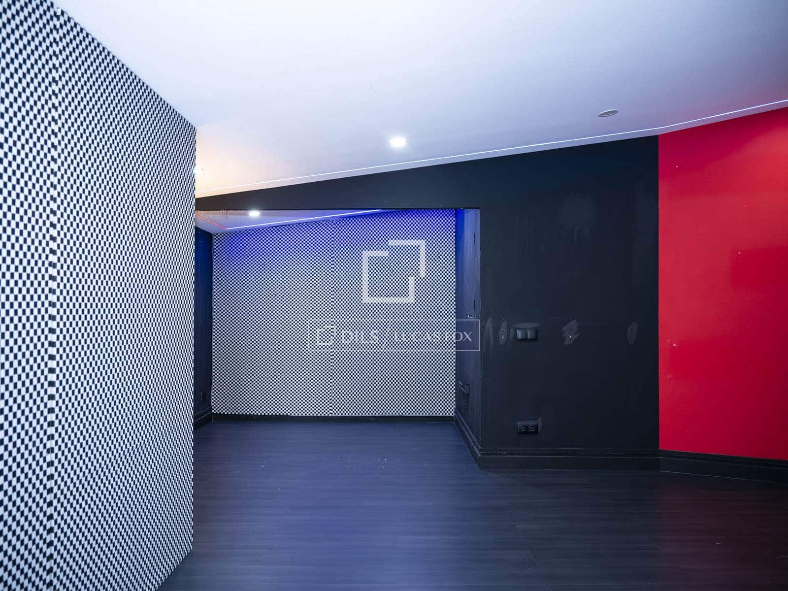 9 makuuhuone Huvila vuokrattavana paikassa Madrid kaupunki mukana uima-altaan 
autotalli - 9 200 € (Ref: 9787549)