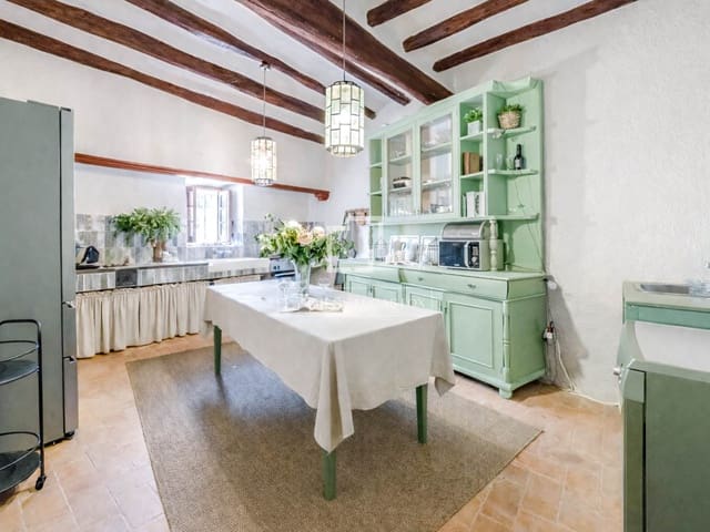 8 chambre Finca/Maison de Campagne à vendre à Castellví de la Marca avec piscine garage - 995 000 € (Ref: 9787550)