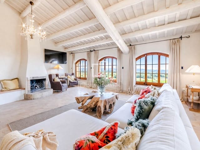 8 chambre Finca/Maison de Campagne à vendre à Castellví de la Marca avec piscine garage - 995 000 € (Ref: 9787550)