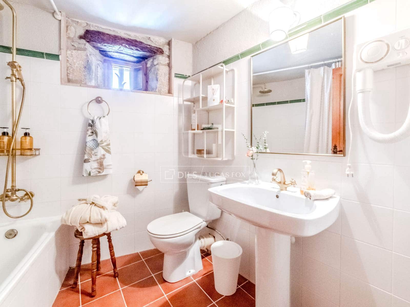 8 chambre Finca/Maison de Campagne à vendre à Castellvi de la Marca avec piscine garage - 995 000 € (Ref: 9787550)