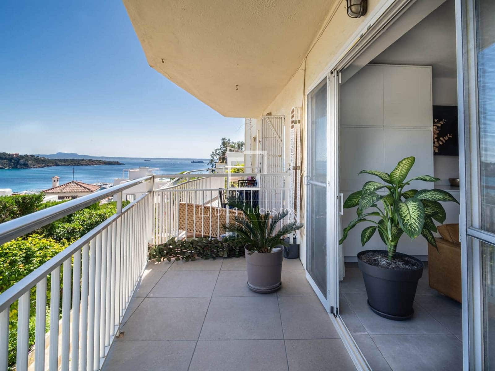 2 bedroom Apartment for sale in Palma de Mallorca with pool - € 560,000 (Ref: 9787661)