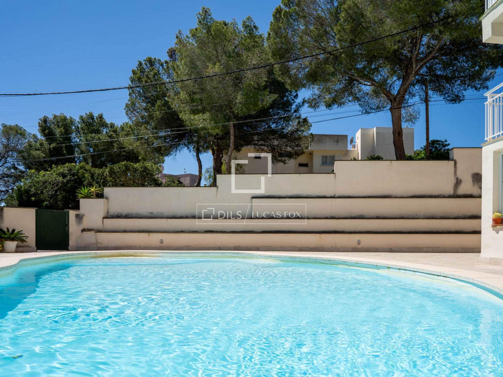 2 bedroom Apartment for sale in Palma de Mallorca with pool - € 560,000 (Ref: 9787661)