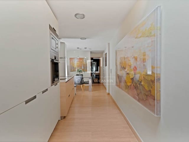 2 soverom Kommersiell til salgs i Marbella - € 1 200 000 (Ref: 9787864)