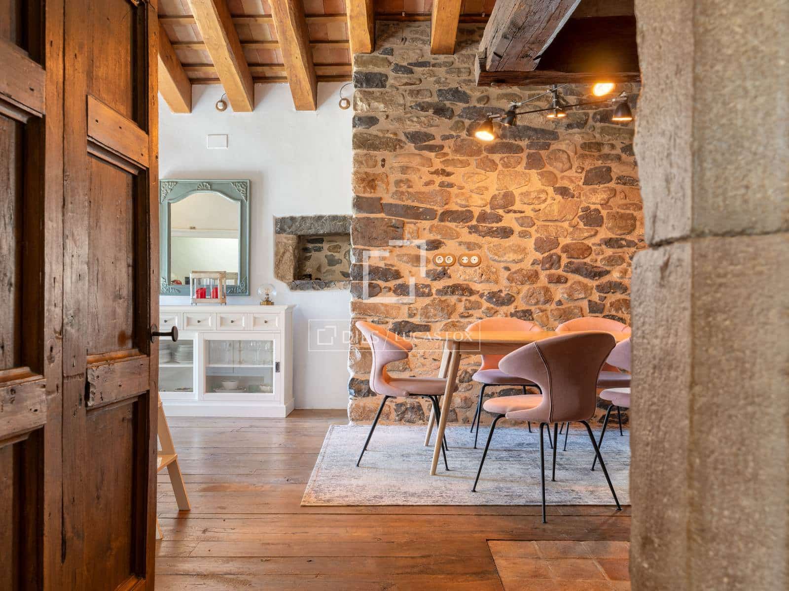 6 bedroom Finca/Country House for sale in Sant Marti de Llemena with pool - € 1,845,000 (Ref: 9788069)