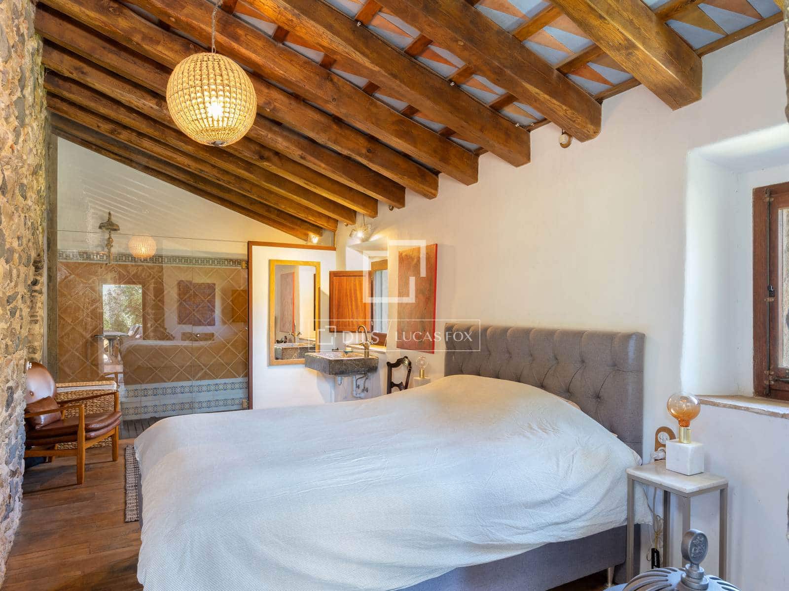 6 bedroom Finca/Country House for sale in Sant Marti de Llemena with pool - € 1,845,000 (Ref: 9788069)