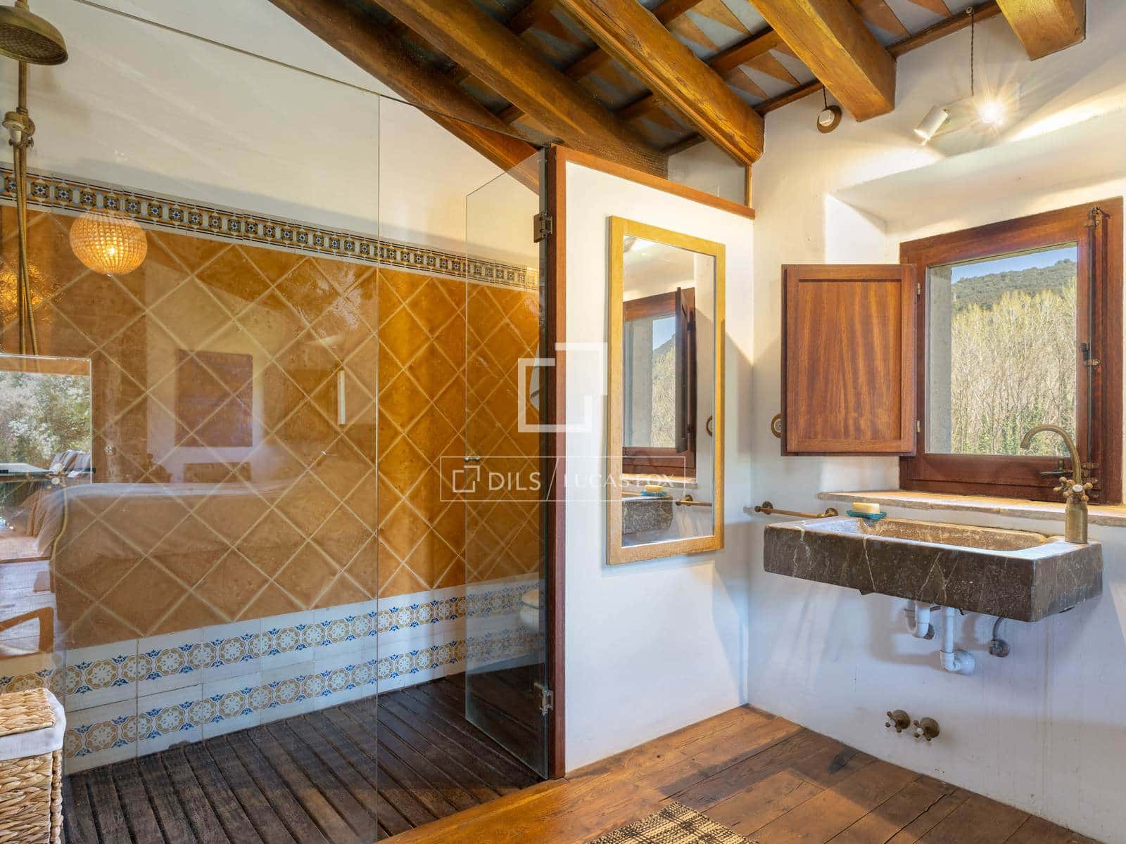 6 bedroom Finca/Country House for sale in Sant Marti de Llemena with pool - € 1,845,000 (Ref: 9788069)