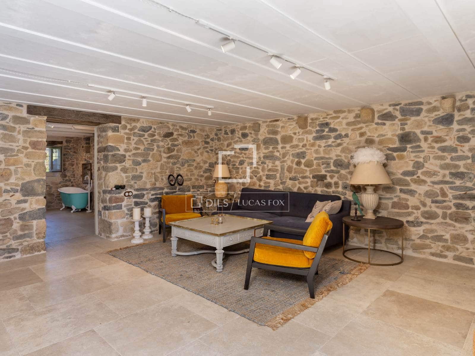 6 bedroom Finca/Country House for sale in Sant Marti de Llemena with pool - € 1,845,000 (Ref: 9788069)