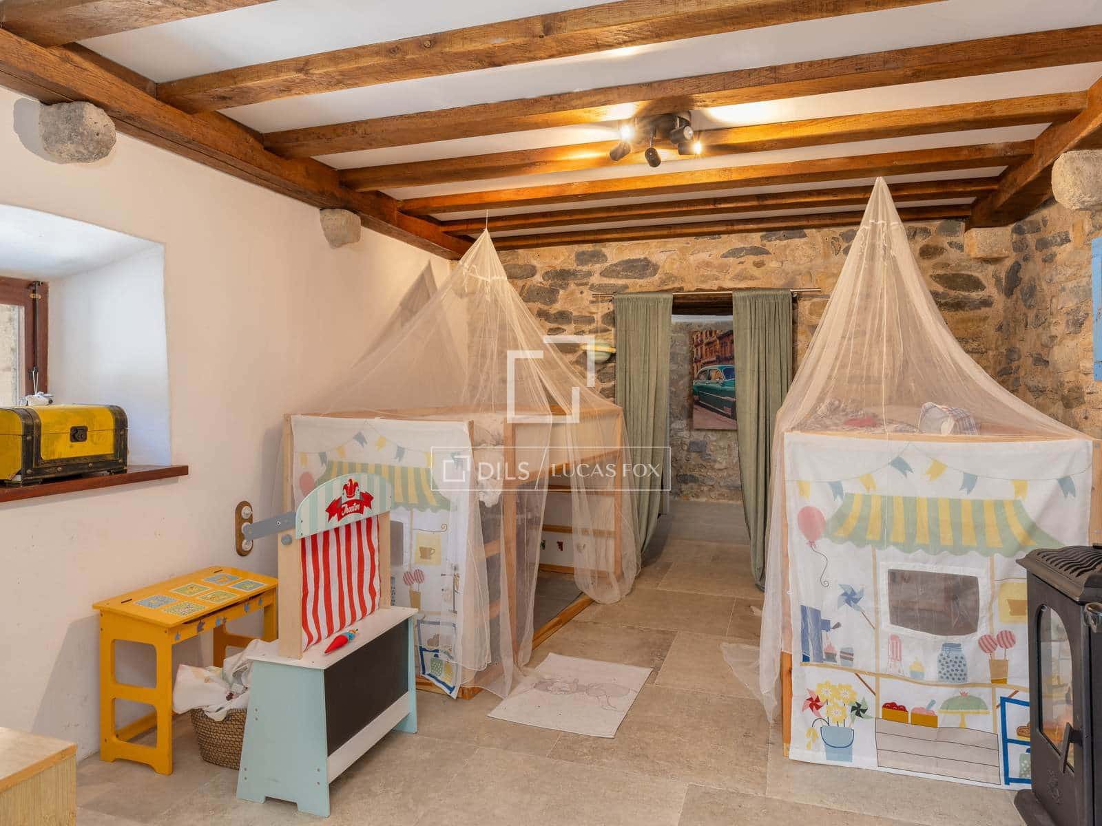 6 bedroom Finca/Country House for sale in Sant Marti de Llemena with pool - € 1,845,000 (Ref: 9788069)