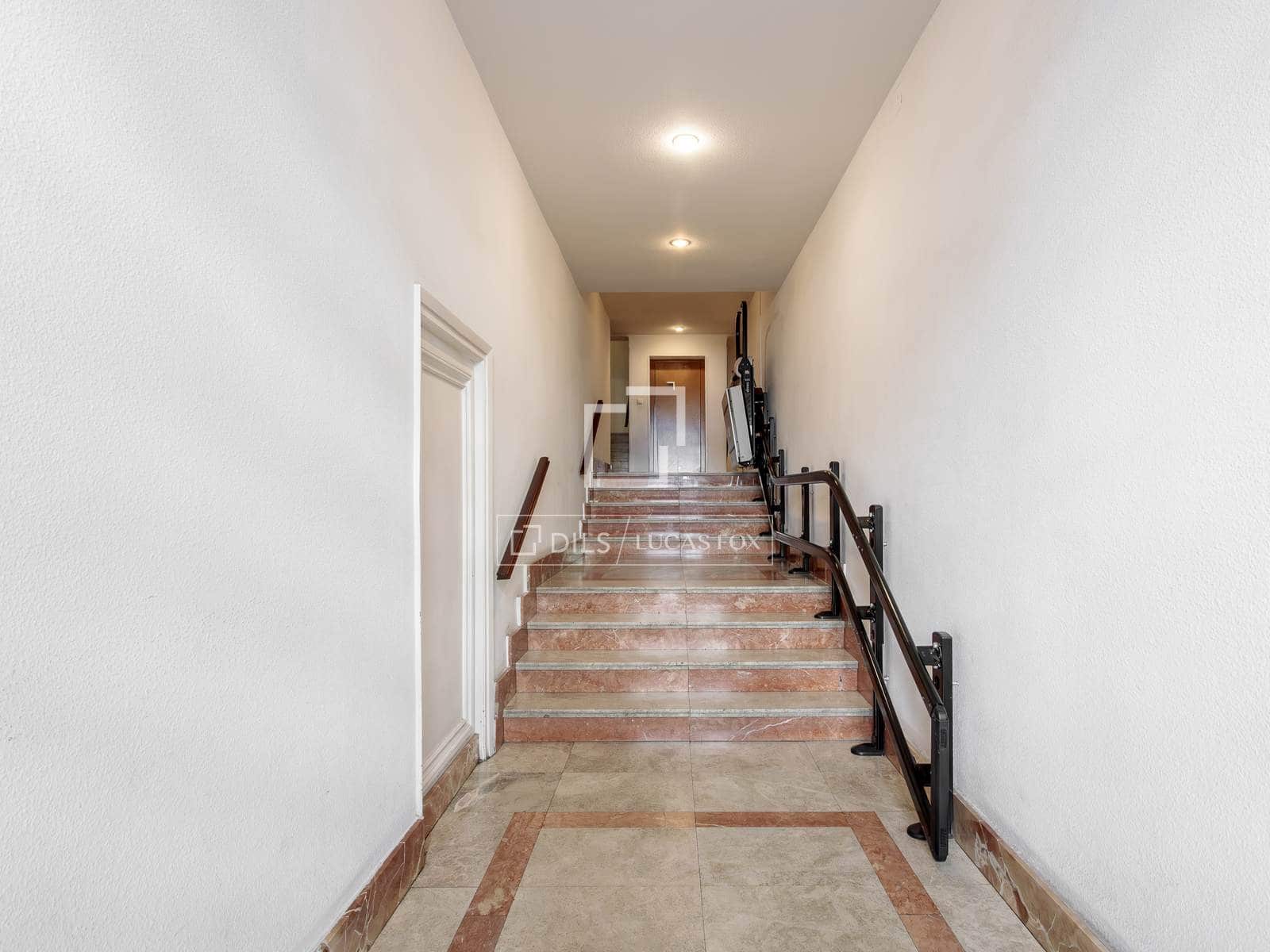 2 soveværelse Lejlighed til leje i Madrid by - € 1.500 (Ref: 9789396)