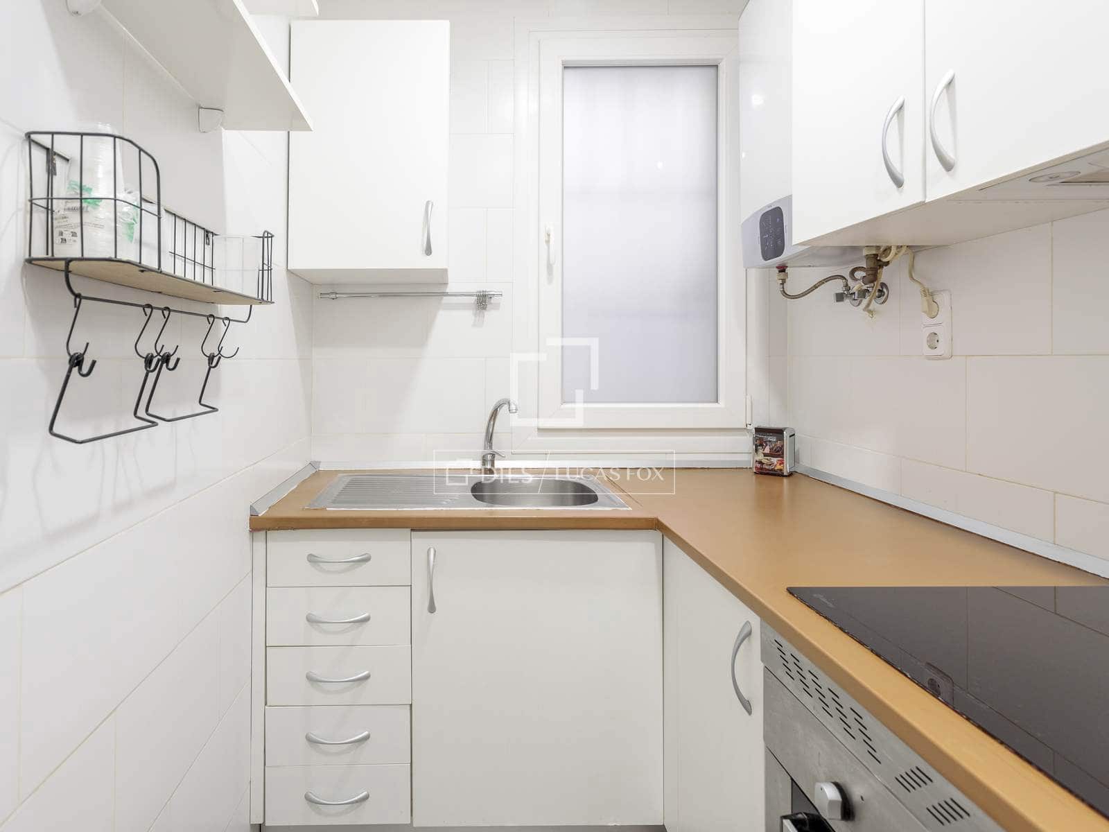 2 soveværelse Lejlighed til leje i Madrid by - € 1.500 (Ref: 9789396)