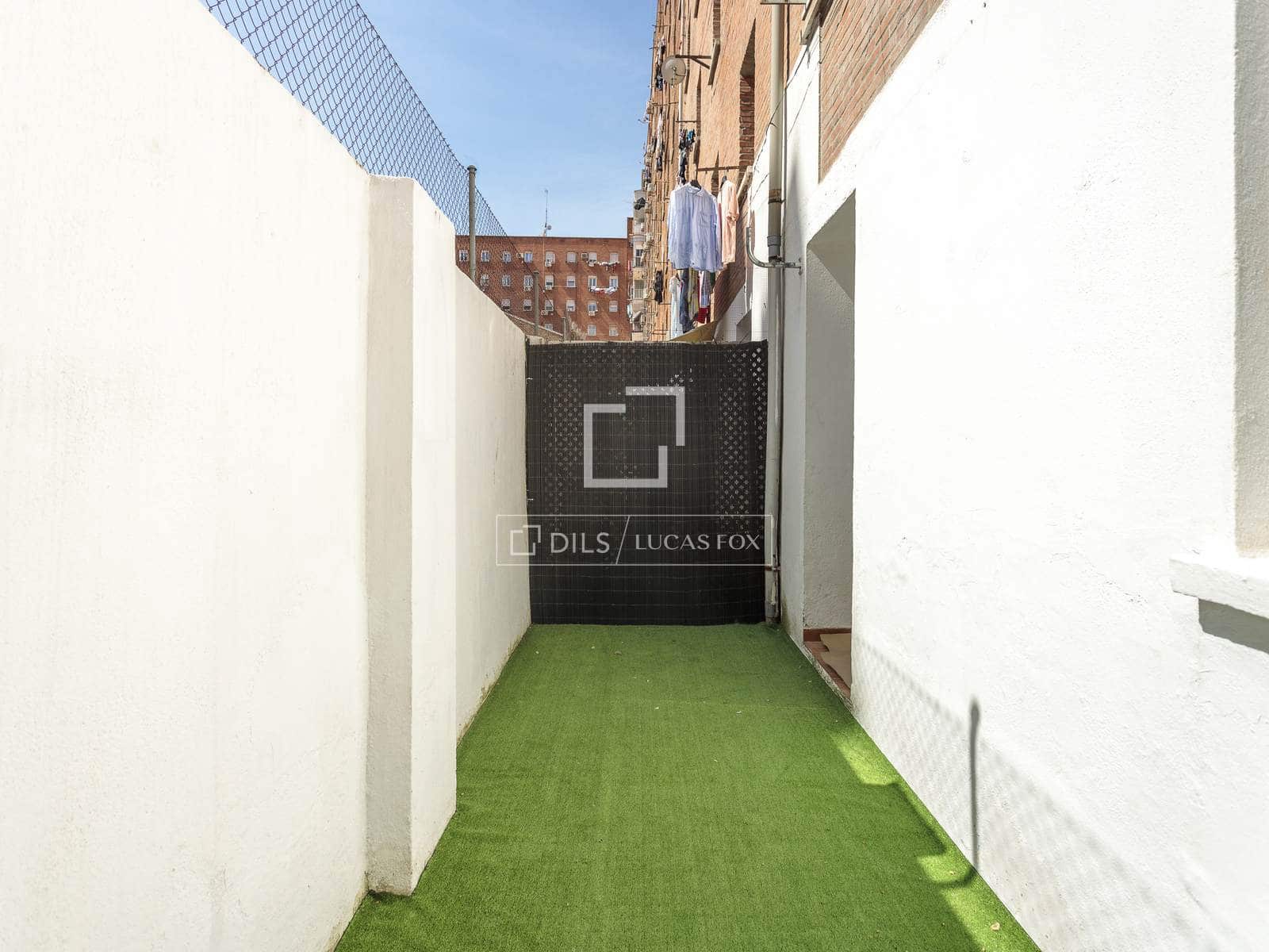 2 soveværelse Lejlighed til leje i Madrid by - € 1.500 (Ref: 9789396)