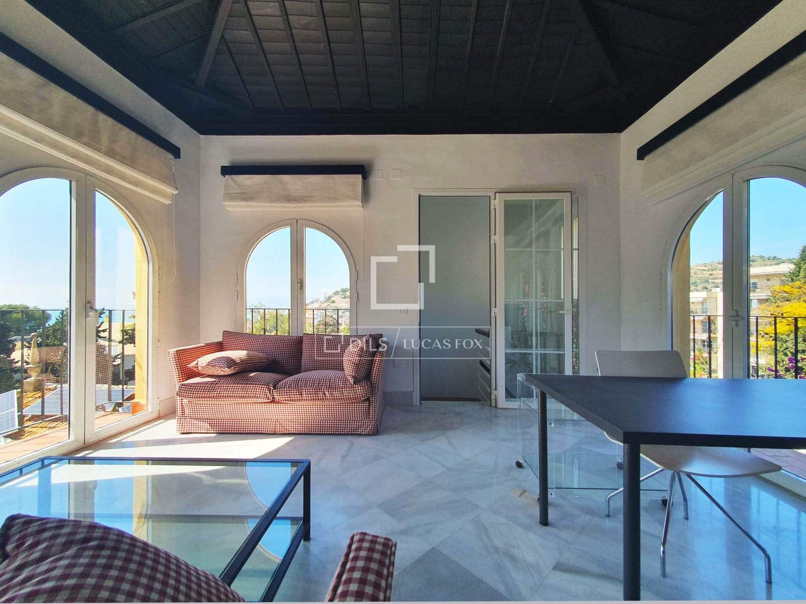 3 sovrum Villa att hyra i Malaga stad med garage - 3 000 € (Ref: 9789397)