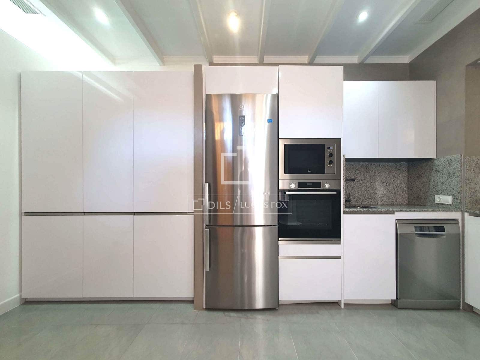 3 sovrum Villa att hyra i Malaga stad med garage - 3 000 € (Ref: 9789397)