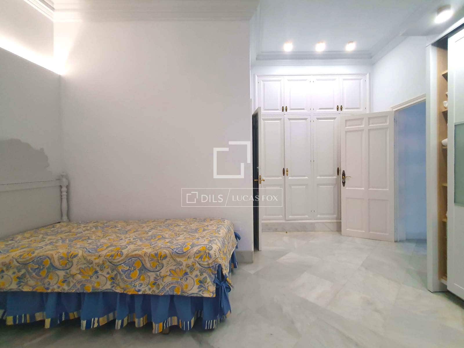 3 sovrum Villa att hyra i Malaga stad med garage - 3 000 € (Ref: 9789397)