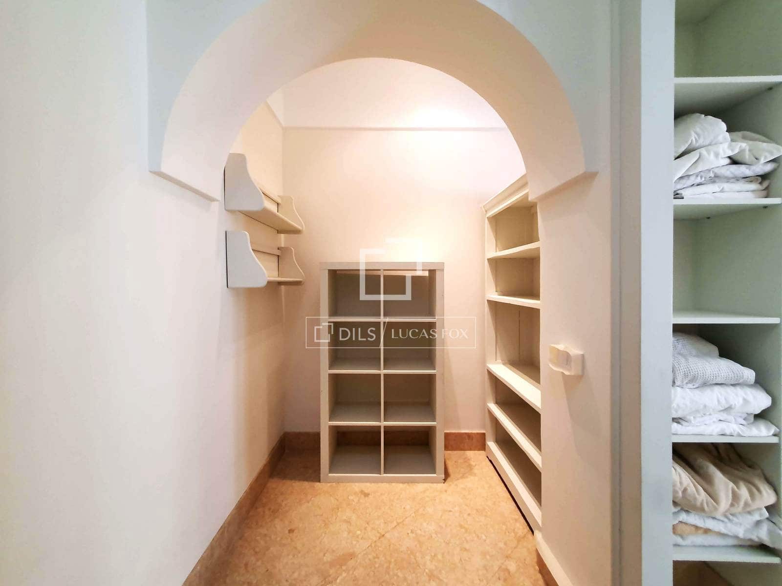 3 sovrum Villa att hyra i Malaga stad med garage - 3 000 € (Ref: 9789397)