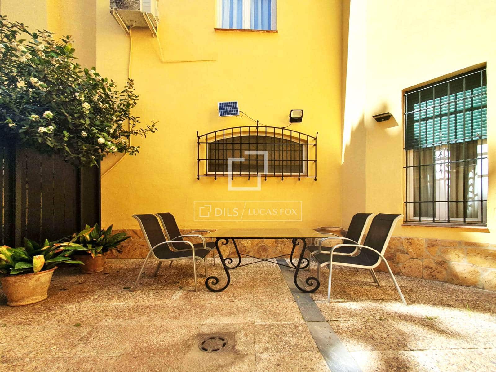 3 sovrum Villa att hyra i Malaga stad med garage - 3 000 € (Ref: 9789397)