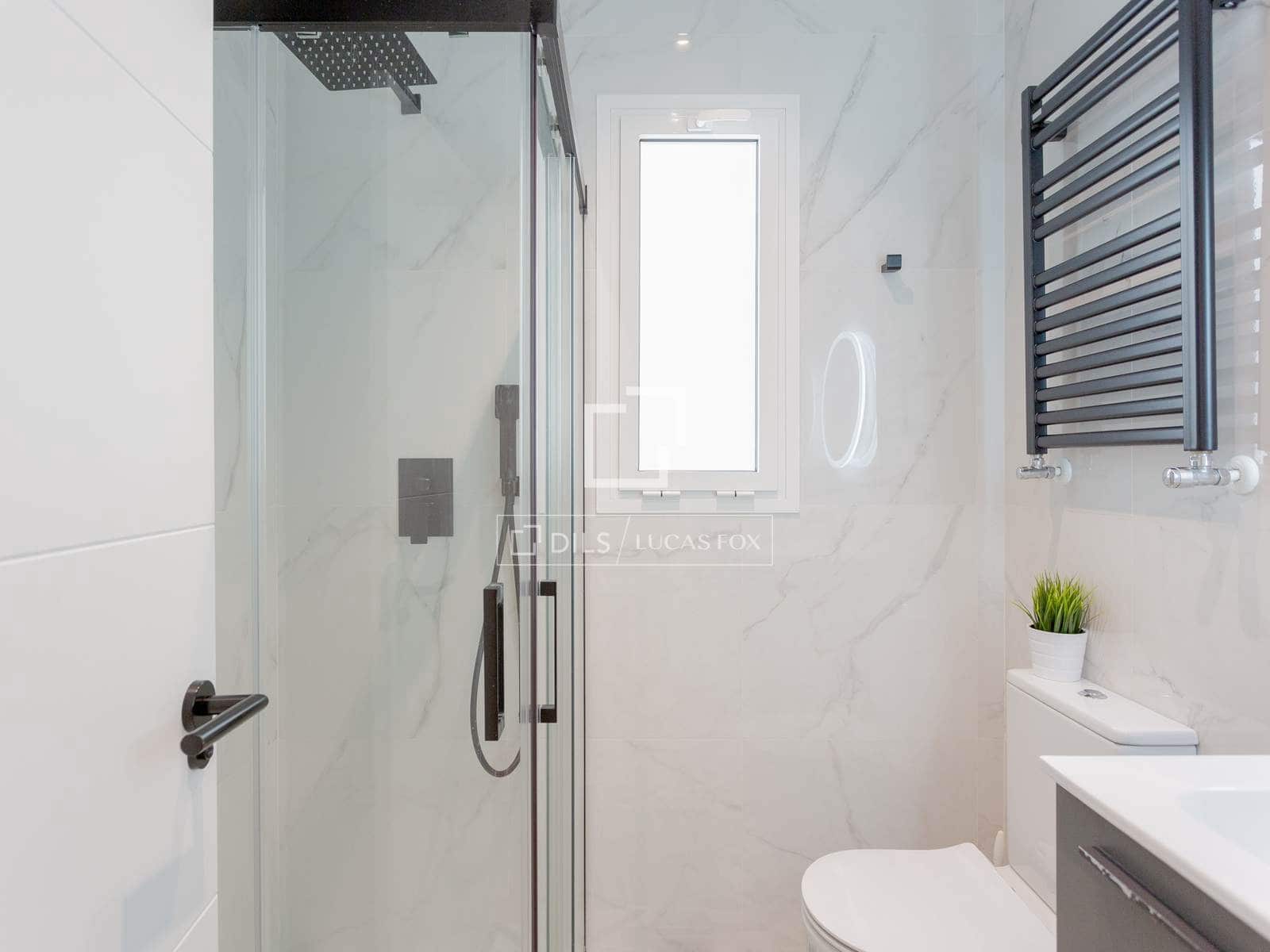 3 Zimmer Apartment zu vermieten in Valencia Stadt - 2.000 € (Ref: 9789398)