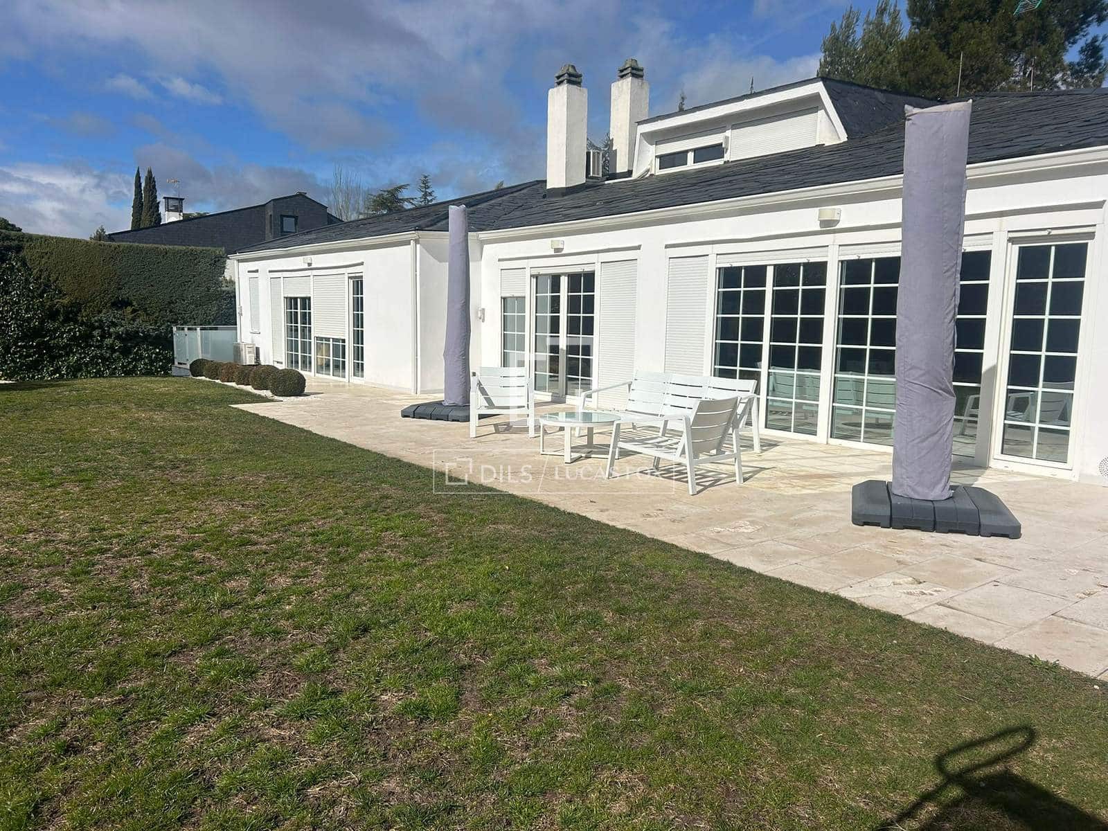 5 sovrum Villa till salu i Madrid stad med pool - 4 500 000 € (Ref: 9789400)