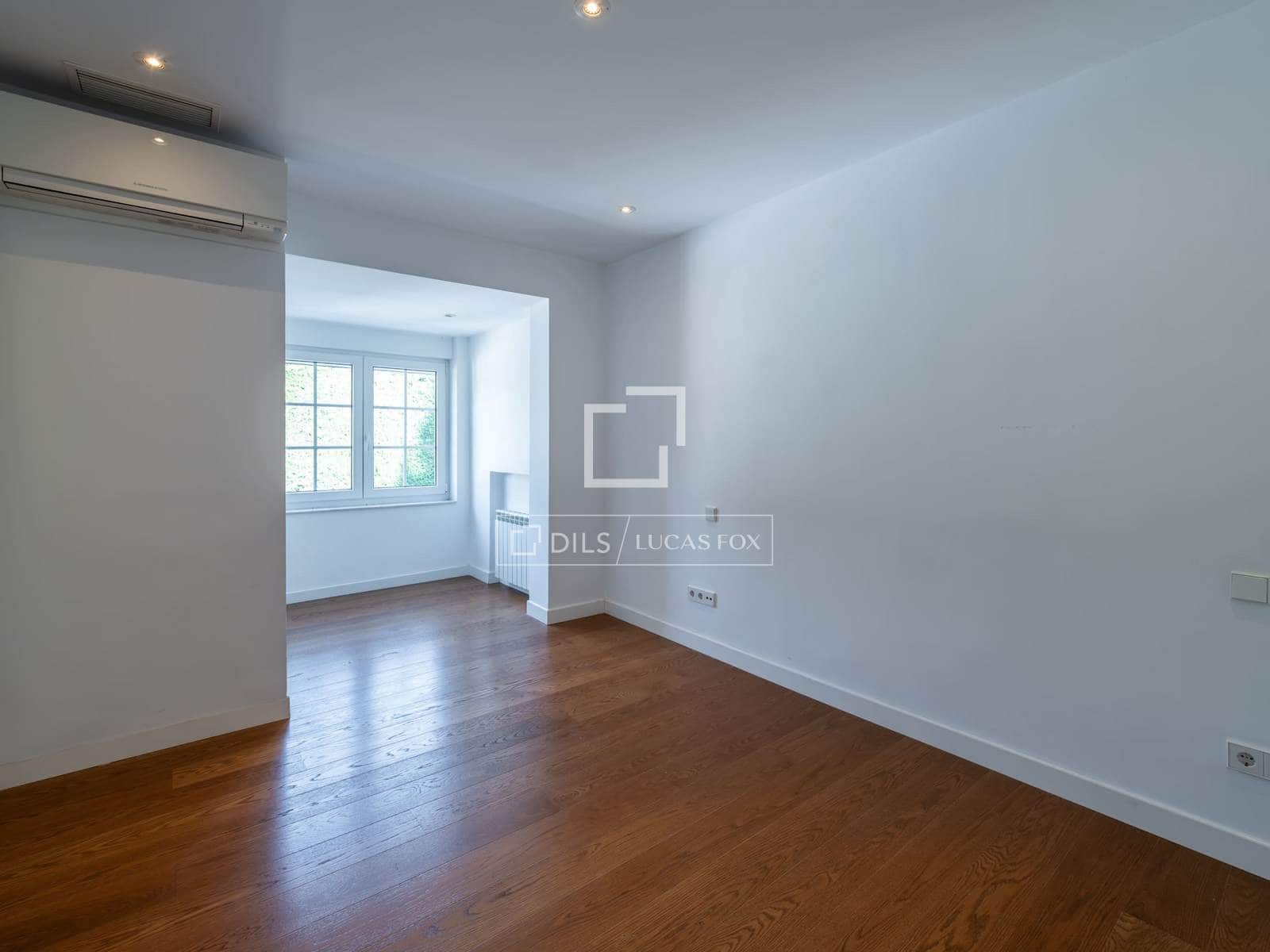 5 soveværelse Villa til salg i Madrid by med swimmingpool - € 4.100.000 (Ref: 9789400)
