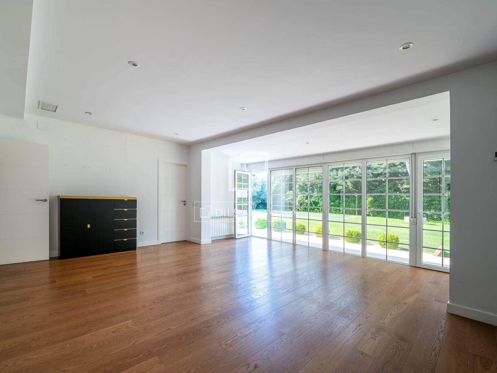 5 soveværelse Villa til salg i Madrid by med swimmingpool - € 4.100.000 (Ref: 9789400)