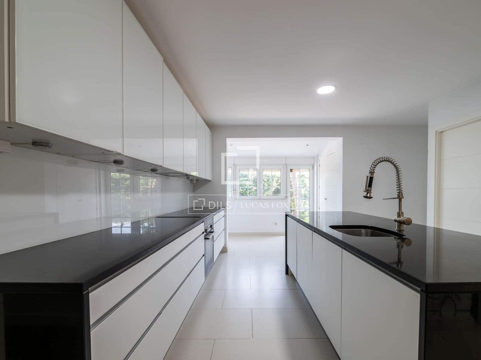 5 soveværelse Villa til salg i Madrid by med swimmingpool - € 4.100.000 (Ref: 9789400)